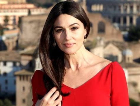 Monica Bellucci Biografia, Filhos, Marido, Fortuna, Atuação e。